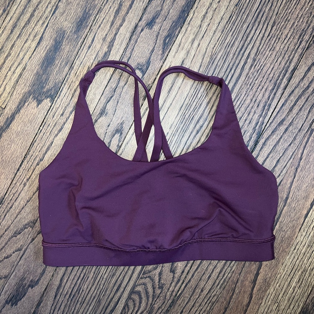 Lululemon sports bra